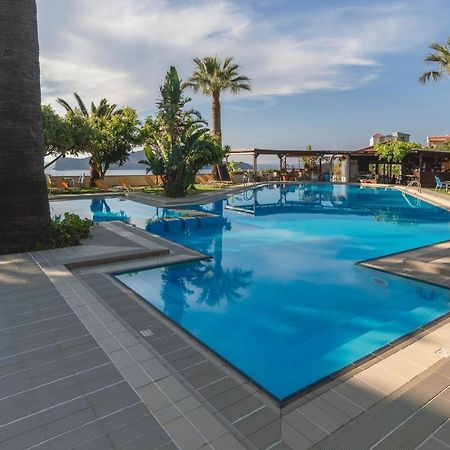 Chrissida Hotel Nea Kydonia  ภายนอก รูปภาพ
