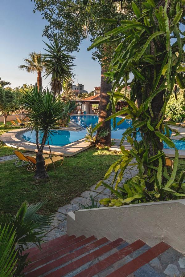 Chrissida Hotel Nea Kydonia  ภายนอก รูปภาพ