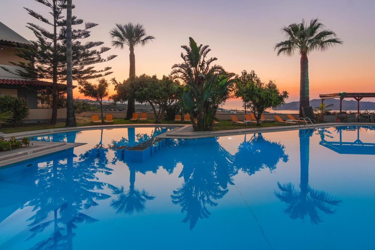 Chrissida Hotel Nea Kydonia  ภายนอก รูปภาพ