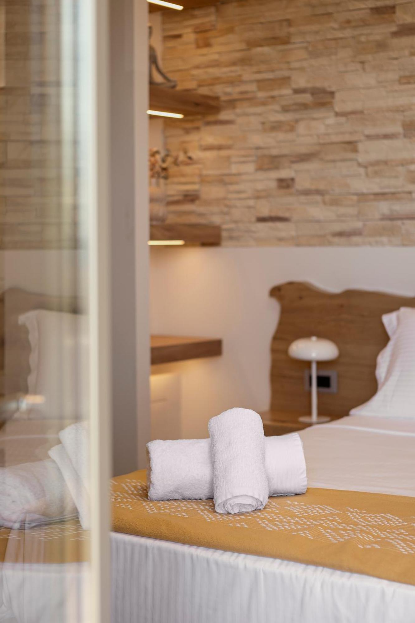 Chrissida Hotel Nea Kydonia  ภายนอก รูปภาพ